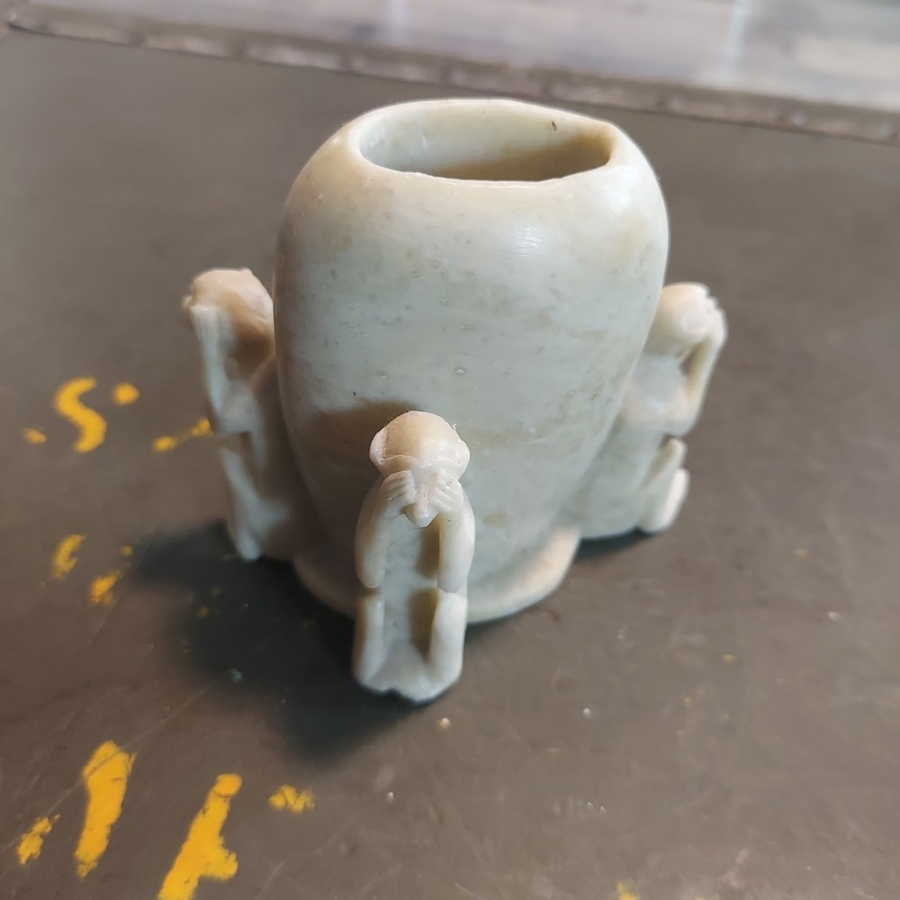 Vintage Hand Carved Soapstone Three Wise Monkeys Toothpick Holder Bud Vase 3.5in